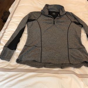 Champion light weight pull over